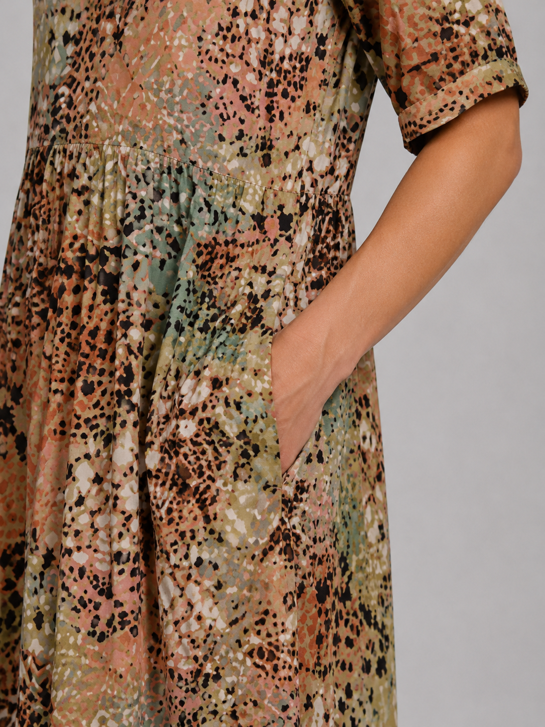 Women's Printed Midi Dress with Pockets for Holidays