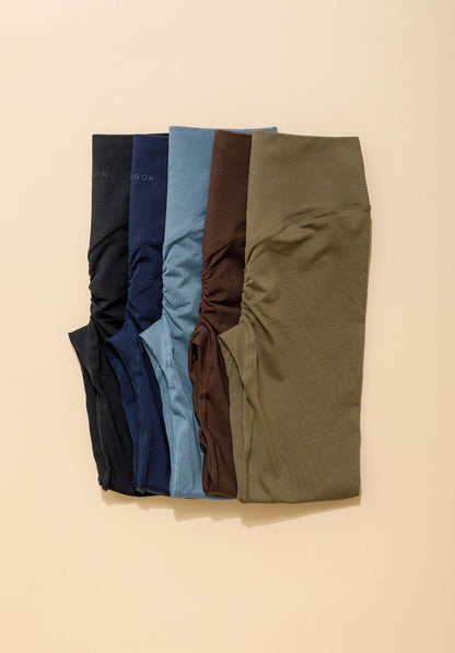 Women's Leggings with SnatchWaist for High-Impact Training