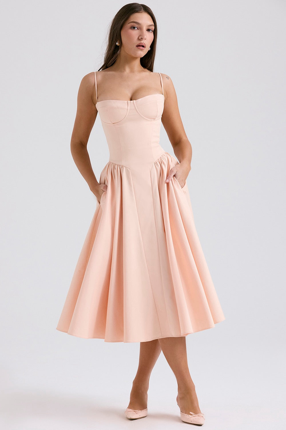 Women's Midi Dress with Flattering Fit for Smart Occasions