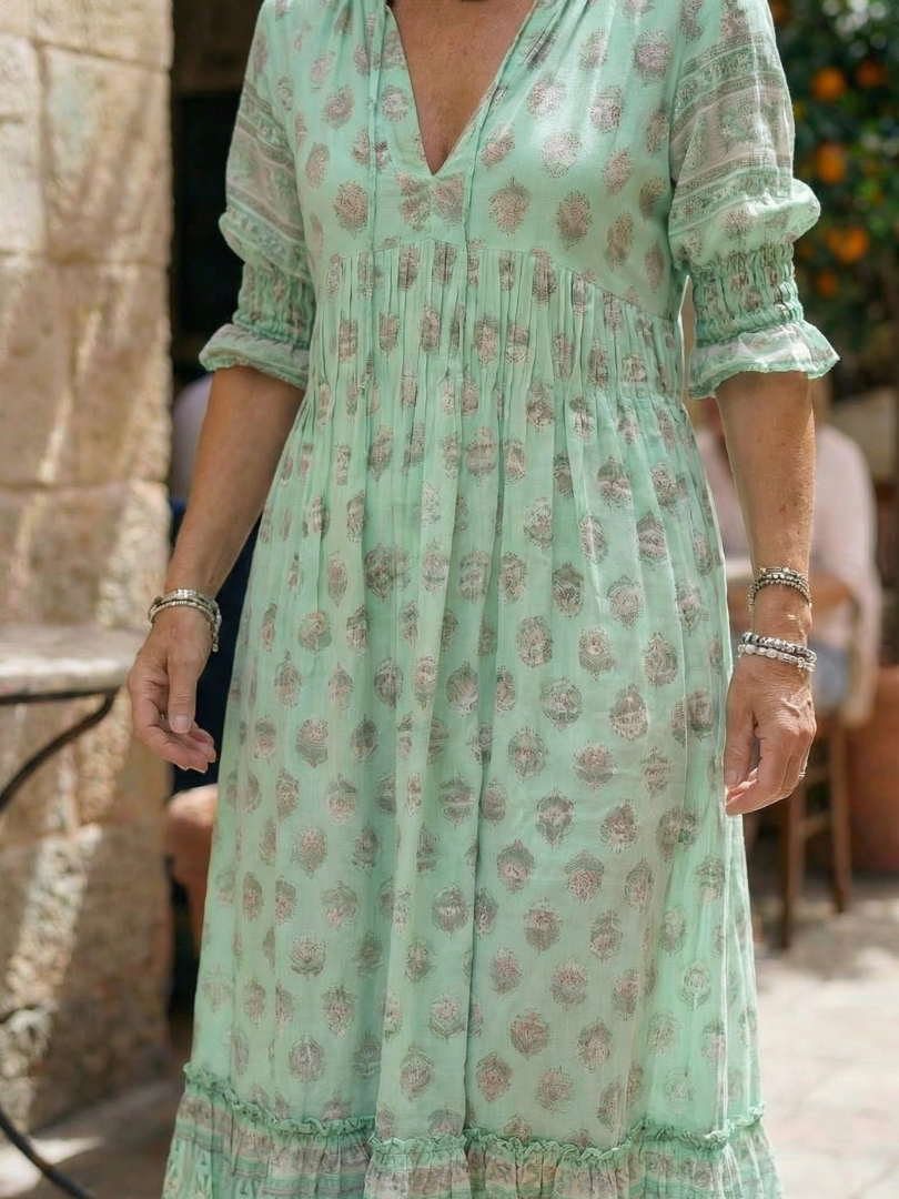 Women's Floral Dress with V-Neck for Daytime Casual Outings
