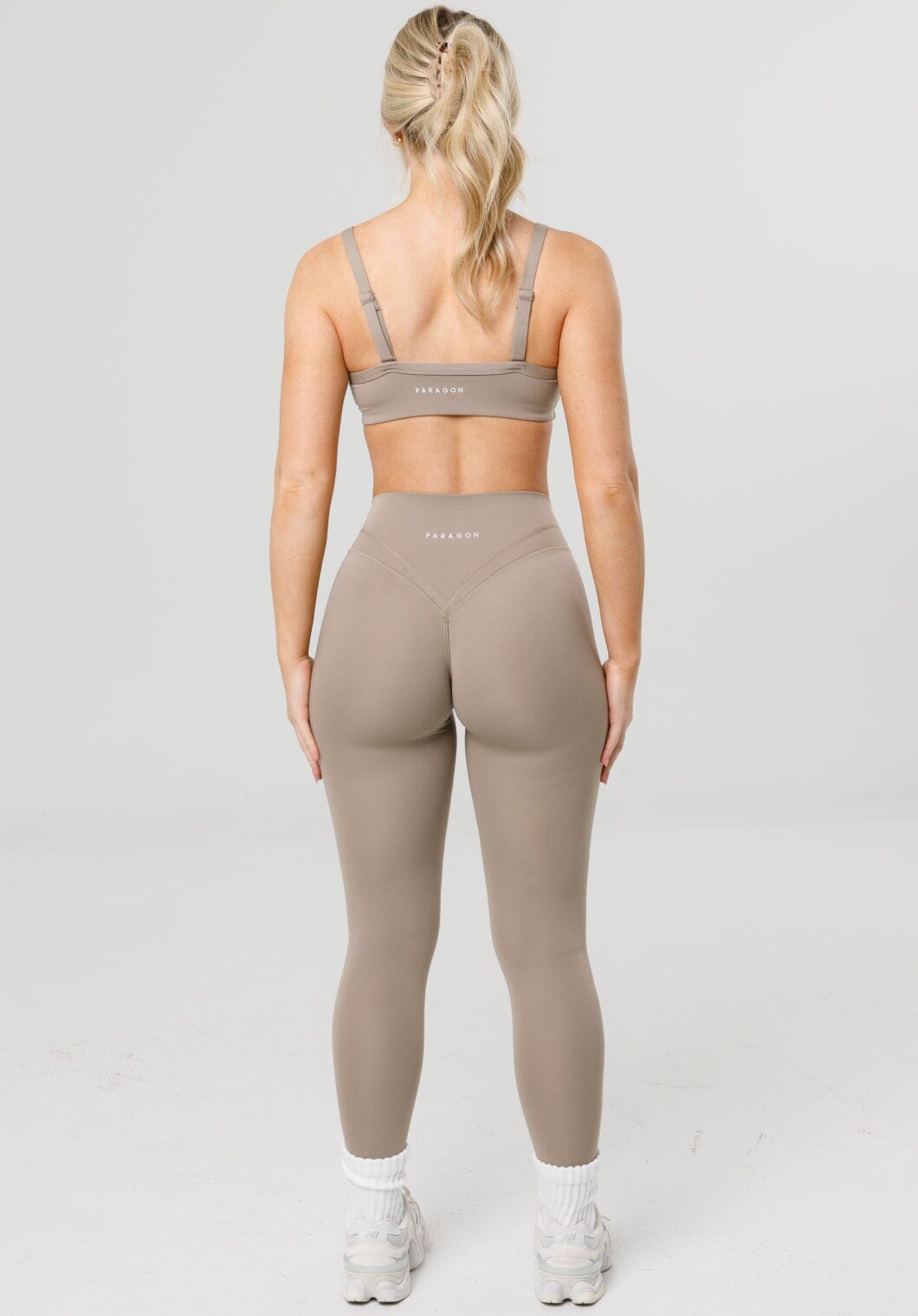 Women's High-Rise Leggings with Contour Seam for Gym