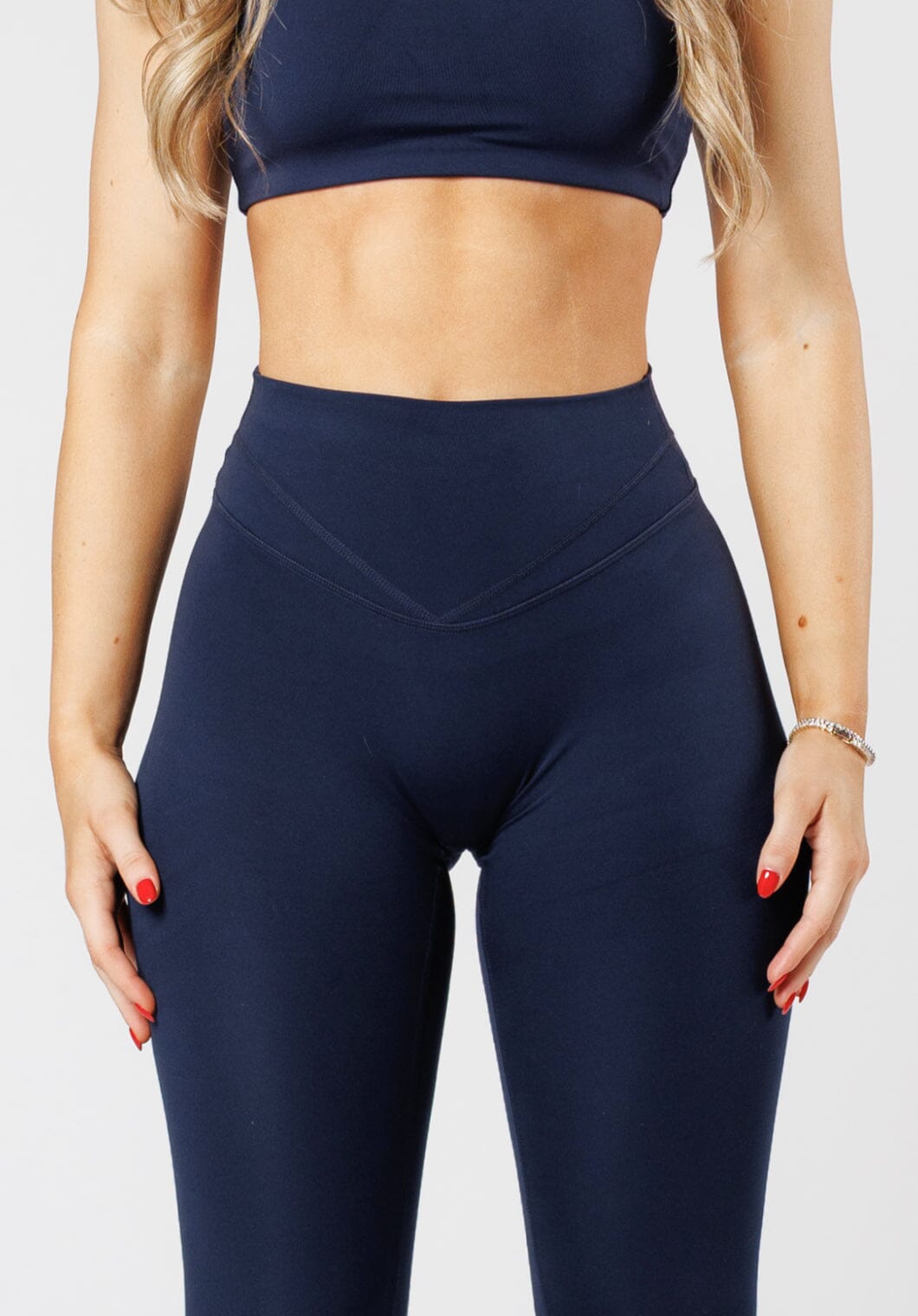 Women's Legging with High-Rise Contour Seam for Gym Workouts