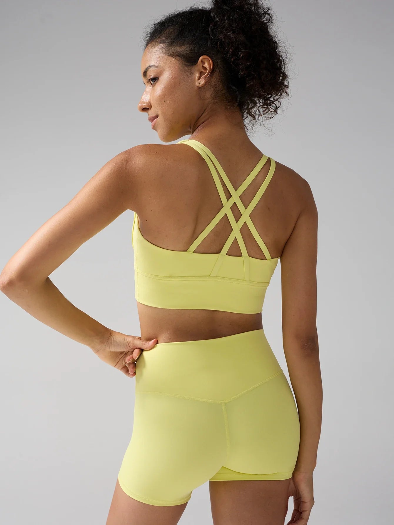 Women's Cross-Back Yoga Set with Stretch for Yoga