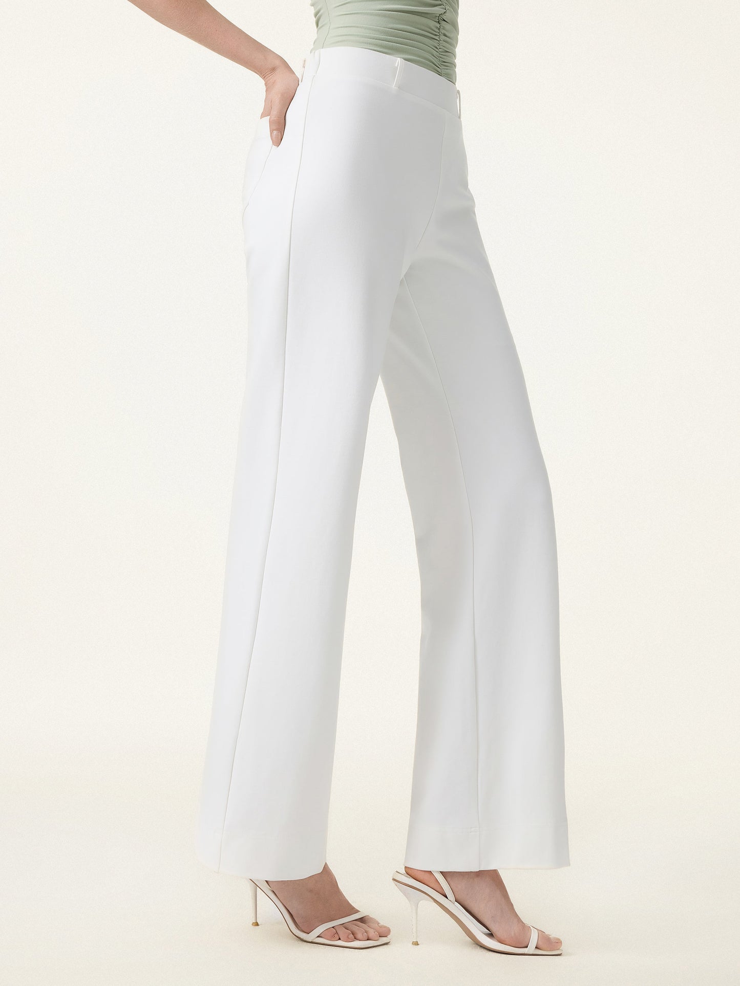 Women's Drapey Wide Leg Trousers with Pockets for Casual Wear