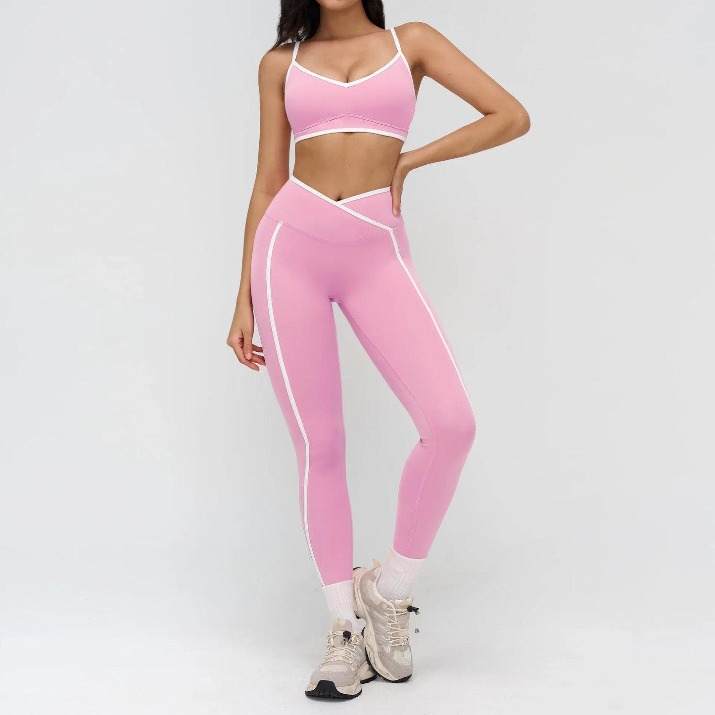 Women's Everyday Yoga Set with Medium-Support Top for Gym Workouts