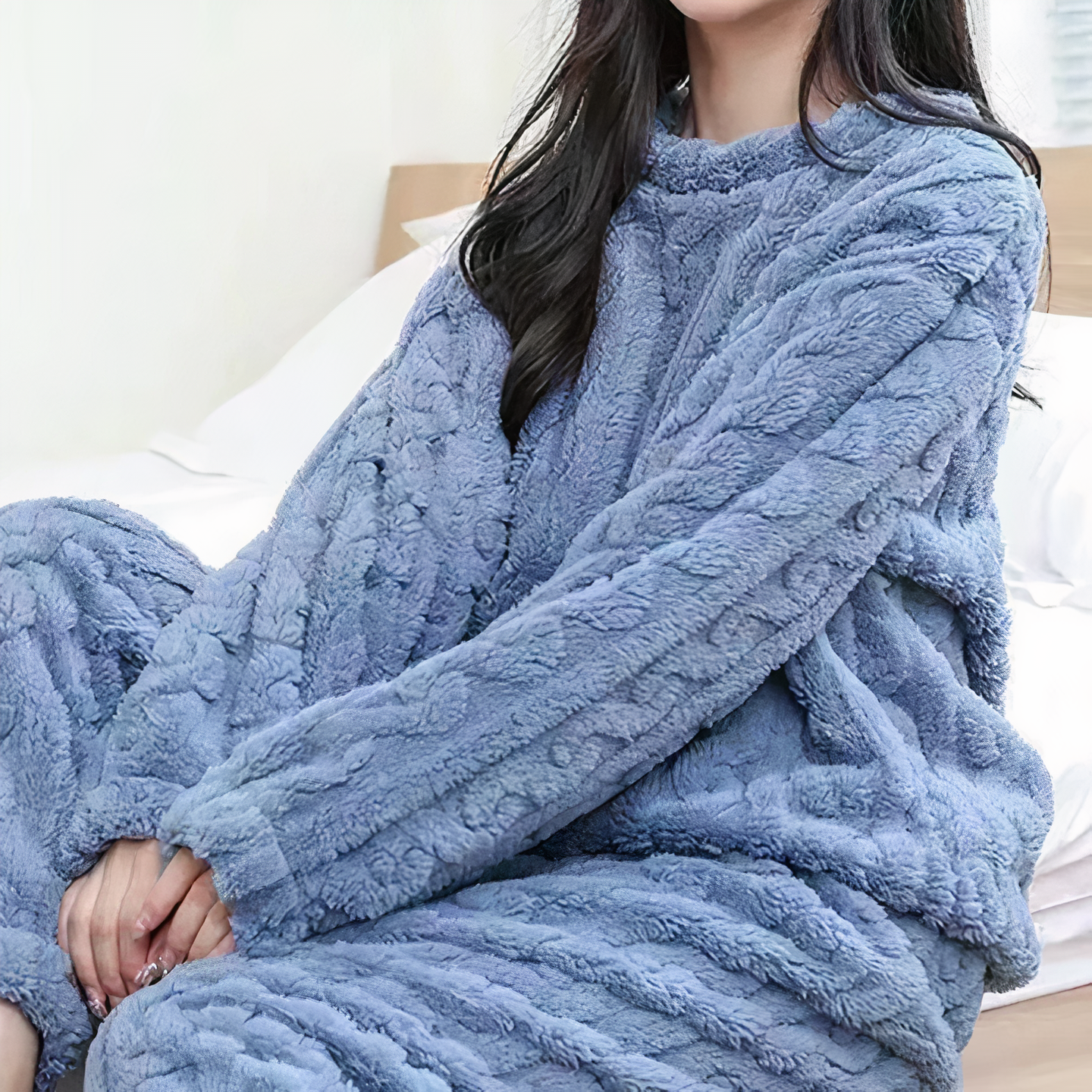 Women's Fleece Pyjama Set with Loose Fit for Home Lounging