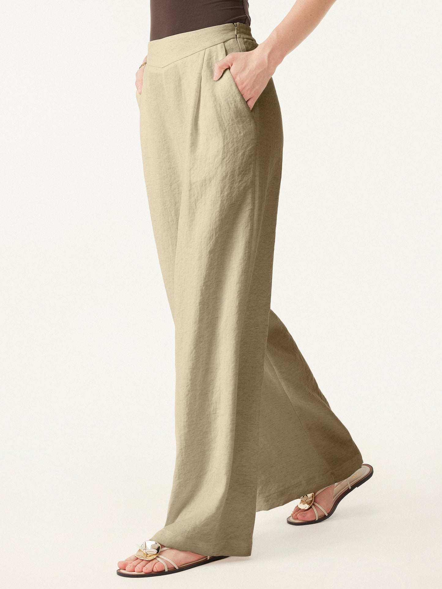 Women's Wide Leg Pant with Pockets for Warm-Weather Workdays